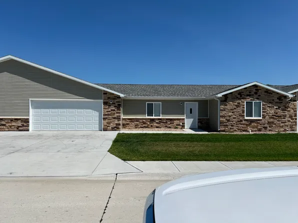 202 Makayla Ave #2, Grand Island, NE 68803