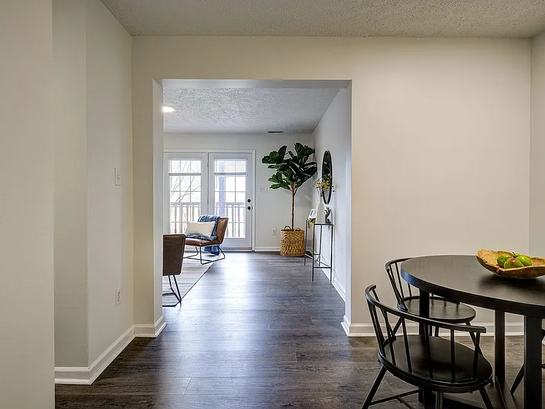 1425 College Heights Rd — Photo 15