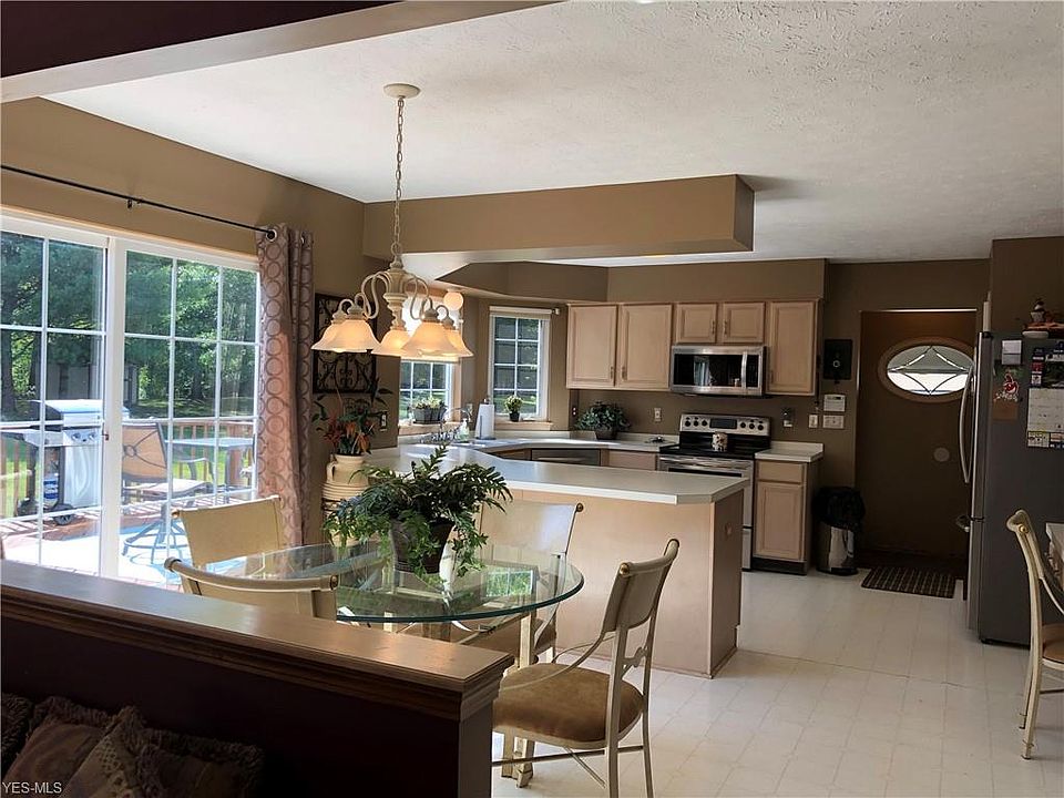 104 E Oakmont Way, Northfield, OH 44067 Zillow