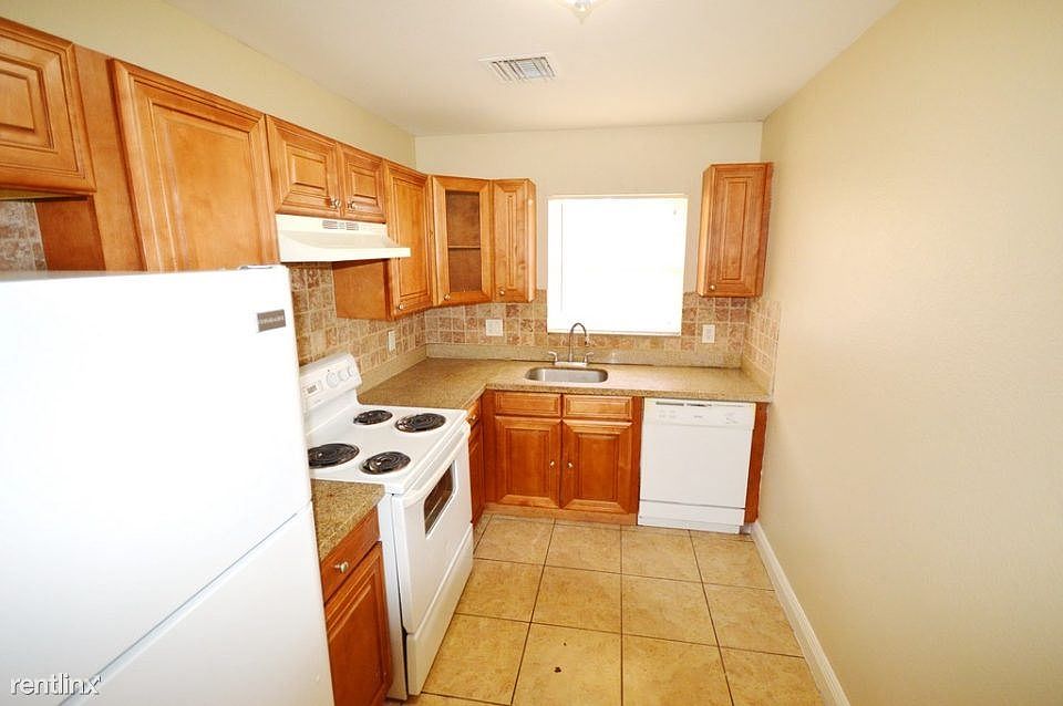 40110502_2305-nw-2nd-street_pompano-beach_fl-2