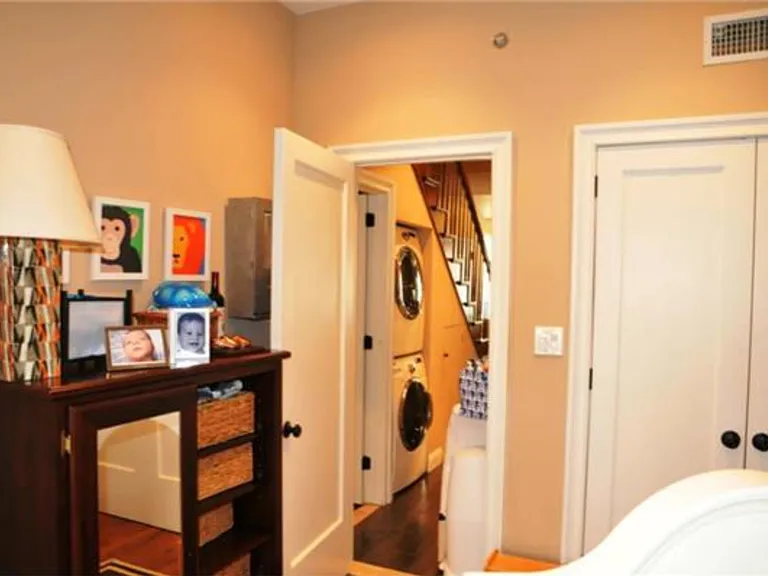 945 2nd Ave #PENTHOUSE — Photo 10