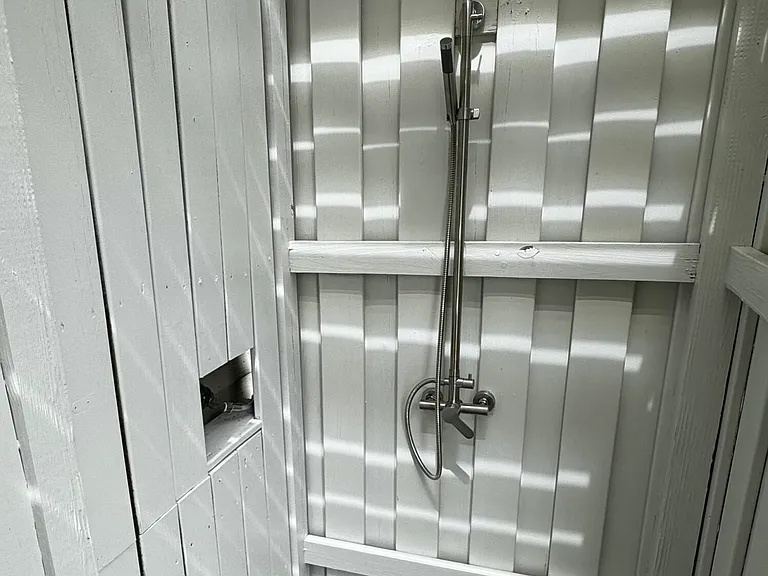 106 Makin Ave — Photo 26