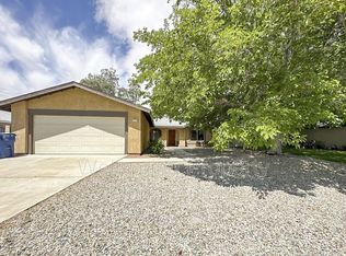 1115 N Las Posas Ct, Ridgecrest, CA 93555