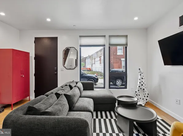 1232 Leopard St, Philadelphia, PA 19125