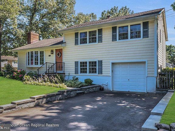 2nd image of 1015 Radnor Ave