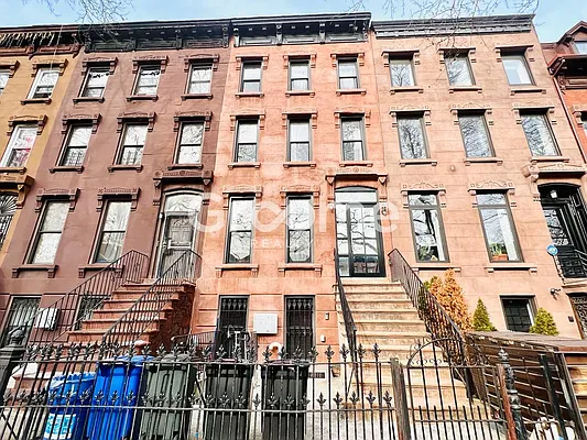 Rented by GROOME REALTY LLC | media 9