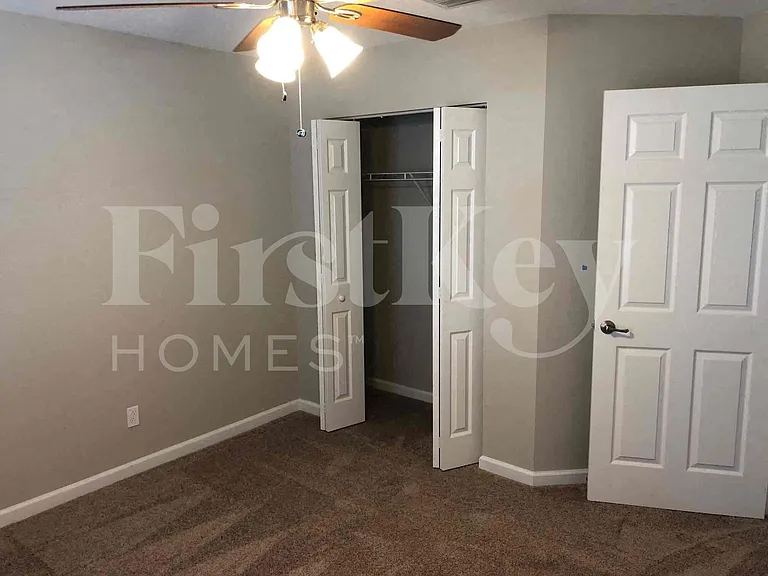 1773 SW Cannon Ave — Photo 15