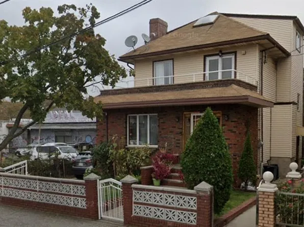 1677 Stillwell Ave, Brooklyn, NY 11223