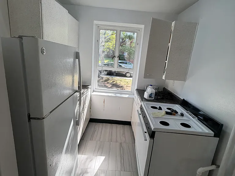 67th Ave — Photo 5