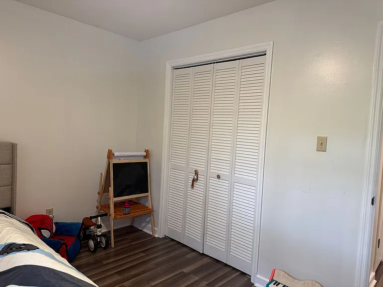 1517 College Way — Photo 16