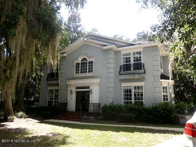 1st image of 204 N Bartram Trl