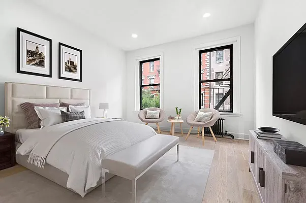 Rented by Current Real Estate Advisors | media 4