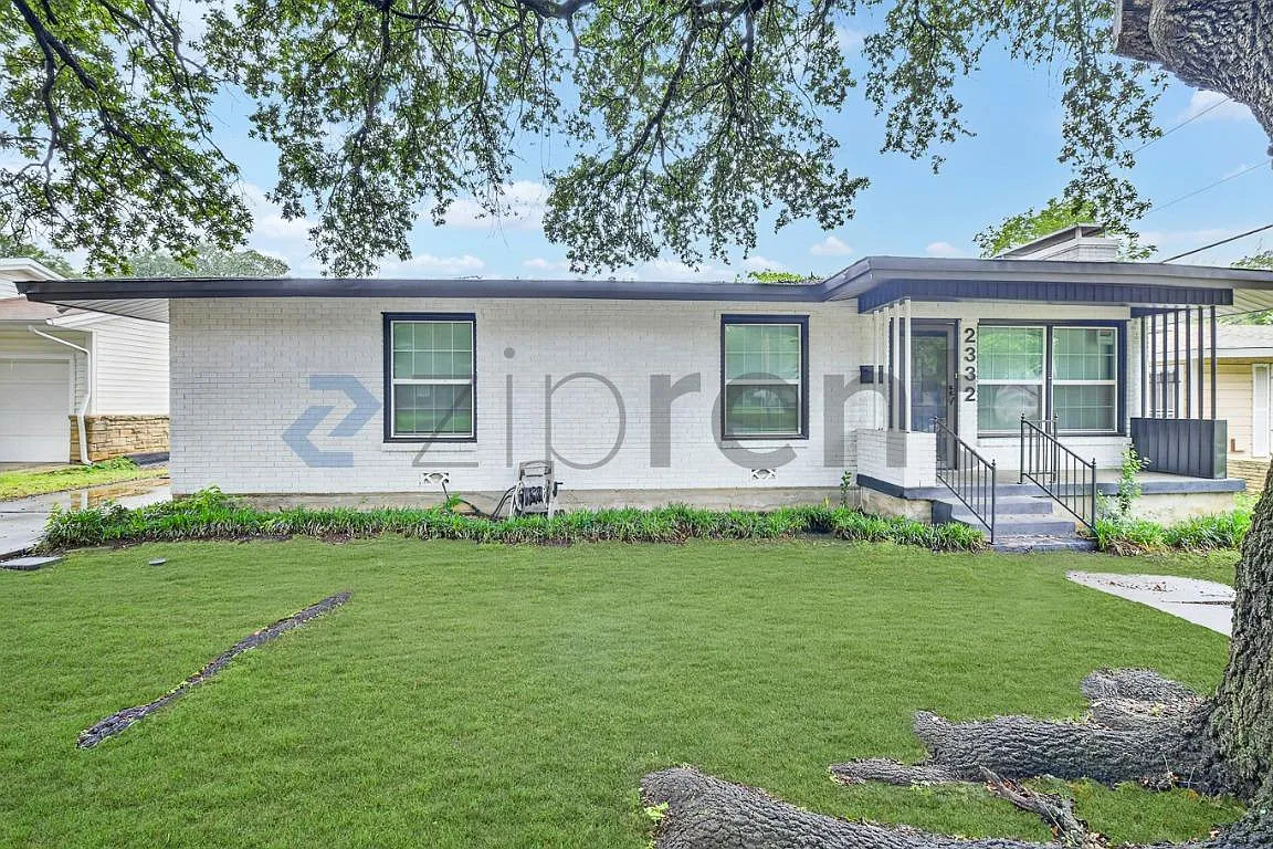 Building Photo - 2332 Grandview Dr