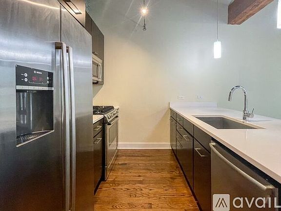 3rd image of 1800 W Grace St APT 204