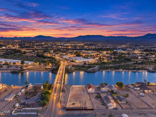 1276 E Dike Rd, Mohave Valley, AZ 86440