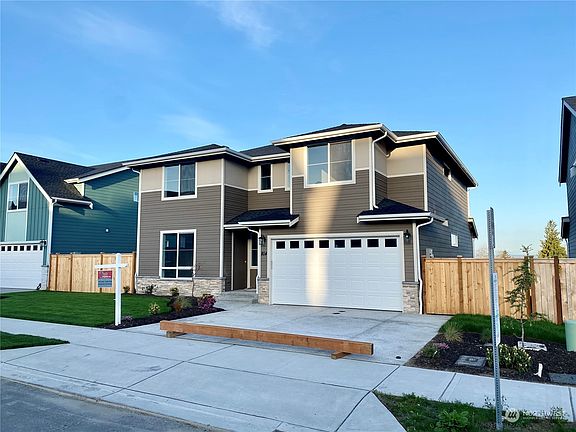 3rd image of 804 76th Drive SE