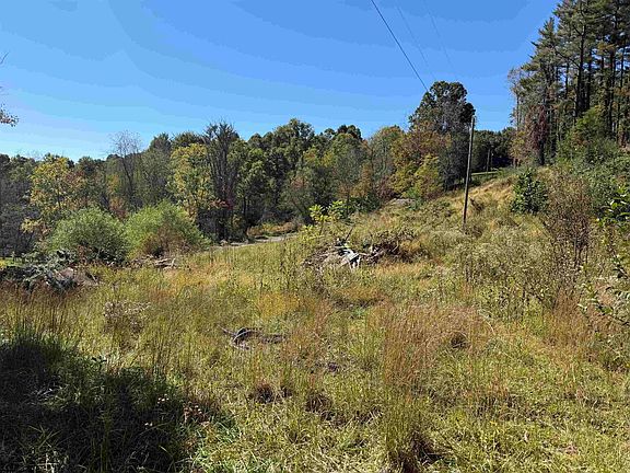 4th image of 369 Halleck Rd