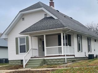 819 N Mulberry St, Mount Carmel, IL