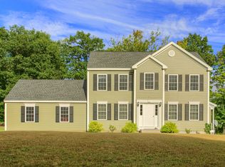 1 Sequoia Dr, Lunenburg, MA 01462