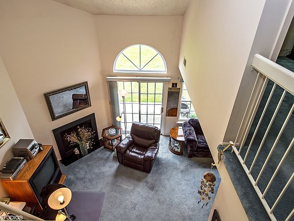 4th image of 313 Pegasus Rd