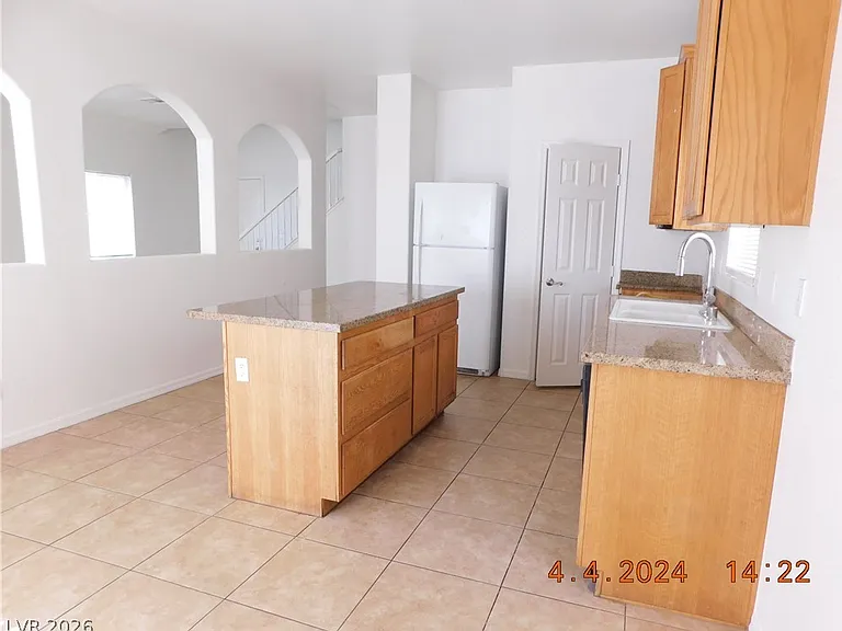 133 Rosa Rosales Ct — Photo 10