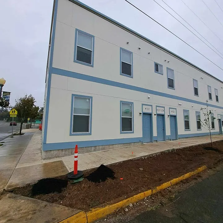 119 S Wasson St #206
