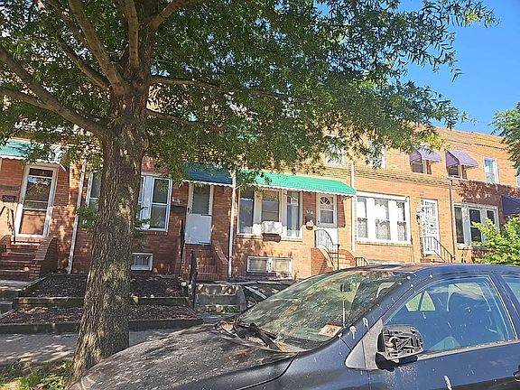 3rd image of 318 Drew St