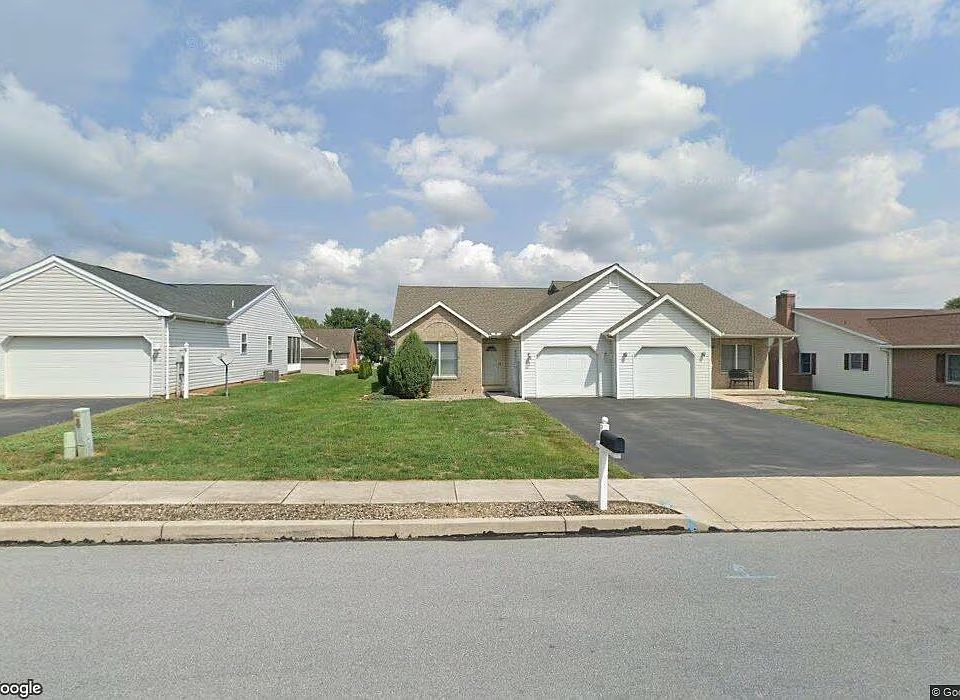 1st image of 71 Chadwick Dr