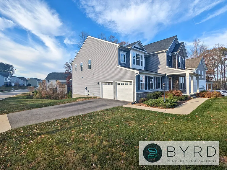 15700 Cambria Cove Blvd — Photo 3