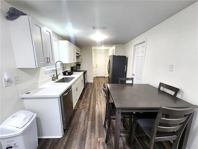 118 Treuil Ln — Photo 3