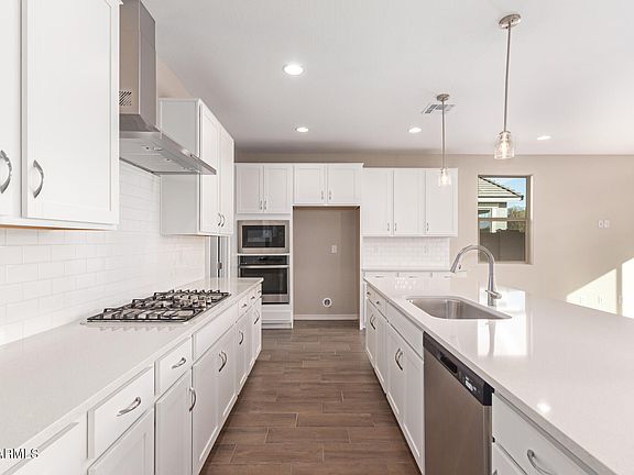 3rd image of 40387 W MICHAELS Drive