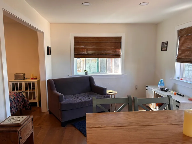 310 N Fulton St — Photo 3