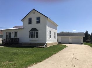 611 E Jefferson St, New Hampton, IA 50659