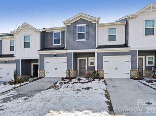 6118 Starview Ter, Charlotte, NC 28216