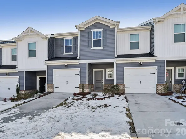 6118 Starview Ter, Charlotte, NC 28216