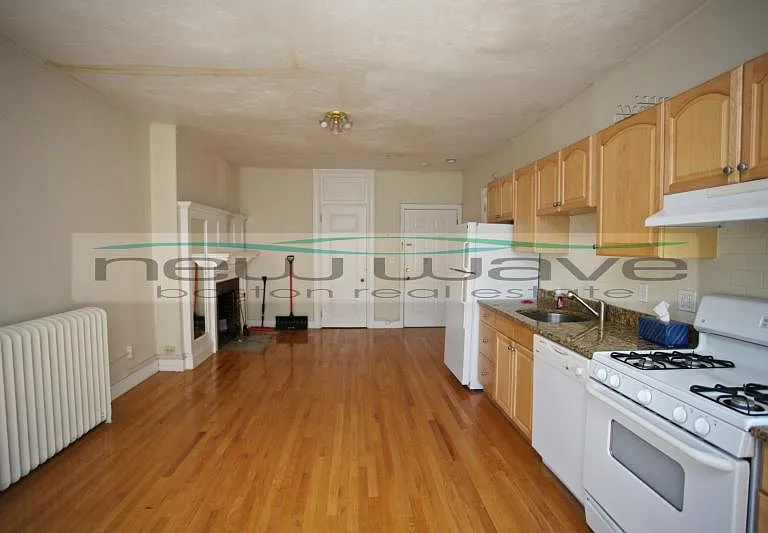 43 Bay State Rd #3E — Photo 2