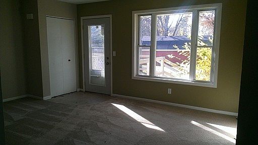 2nd image of 17554 Sparks Ln
