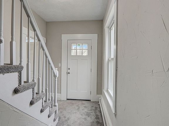 2nd image of 208 Plymouth St