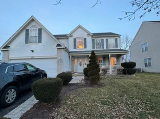 253 Zinnia Dr, Romeoville, IL 60446