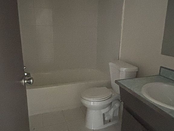 3rd image of 21426 Mac Arthur Blvd APT 1