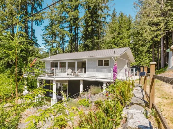 5079 Elliot Rd, Sunshine Coast, BC V0N 1S1