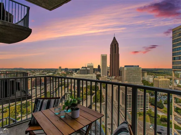 400 W Peachtree St NW Unit 2615, Atlanta, GA 30308