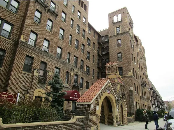 37-21 80TH Street #1F, Jackson Heights, NY 11372