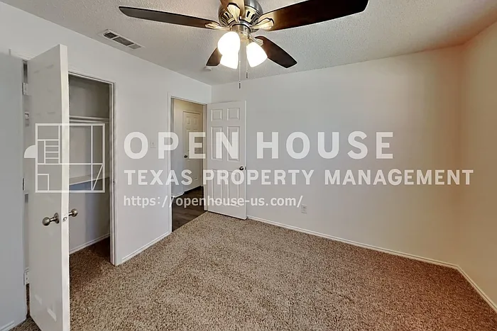 10761 Castle Dr — Photo 15