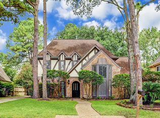 8910 Herts Rd, Spring, TX 77379