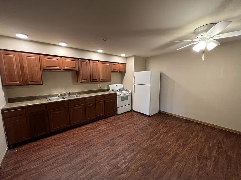 4301 Baring Ave — Photo 2