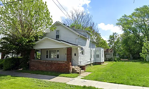 2334 Elm St Photo 1