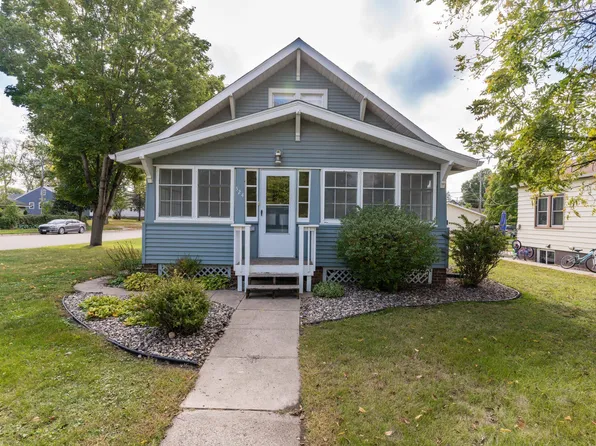 524 E Vernon Ave, Fergus Falls, MN 56537