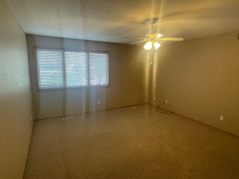 811 Burr Oaks Dr #502 — Photo 10