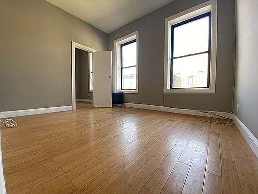 1st image of 510 W 171st St #5A1
